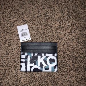 Michael Kors Minimalist Wallet